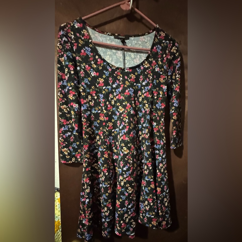 Women’s Large flowery sun dress